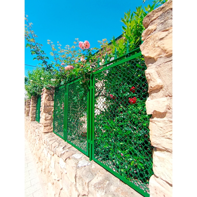 Puerta y valla de chalet 3