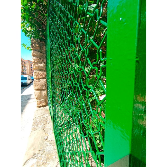 Puerta y valla de chalet 2